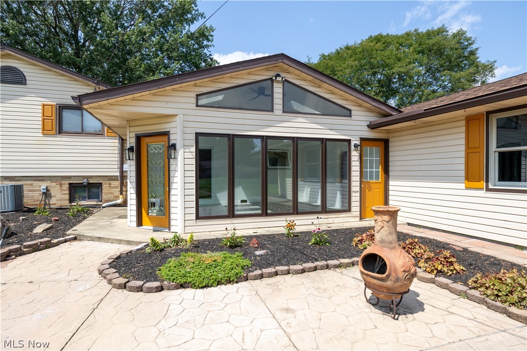 1133 3rd Street SW New Philadelphia OH 44663