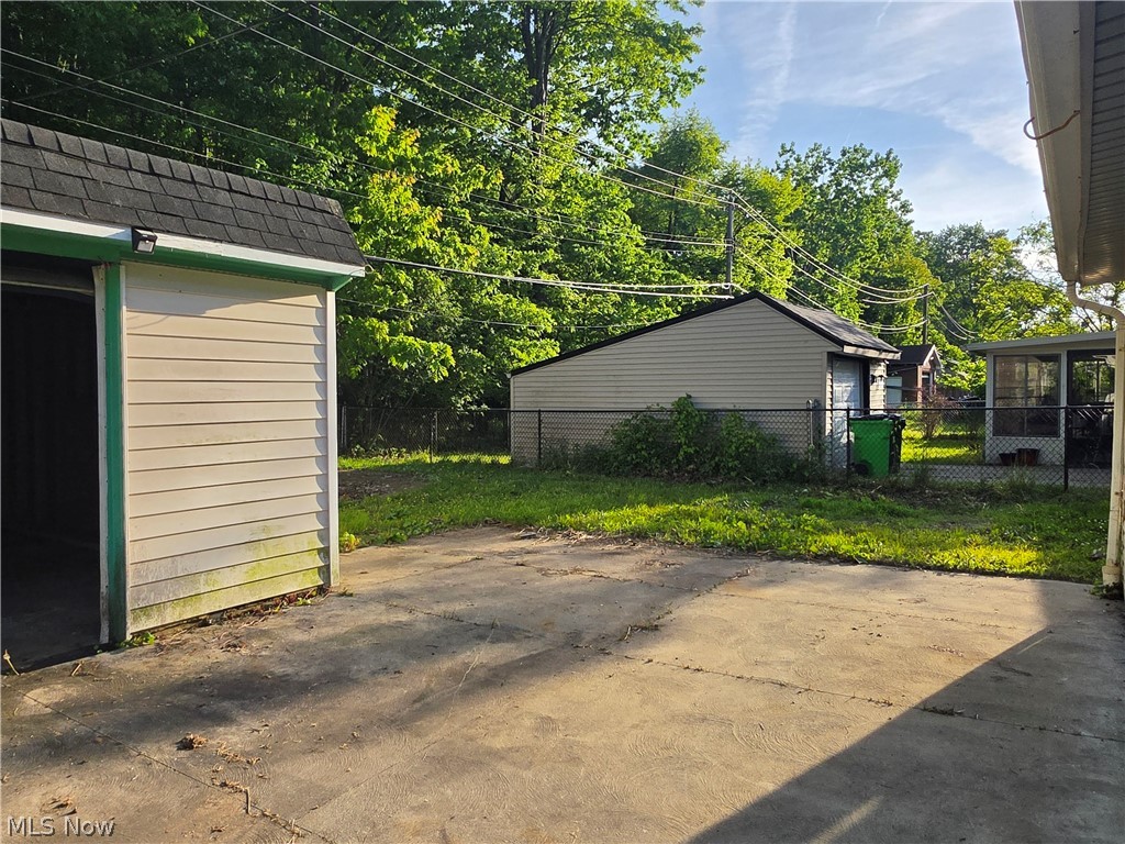 19418 Meadowlark Lane Warrensville Heights OH 44128