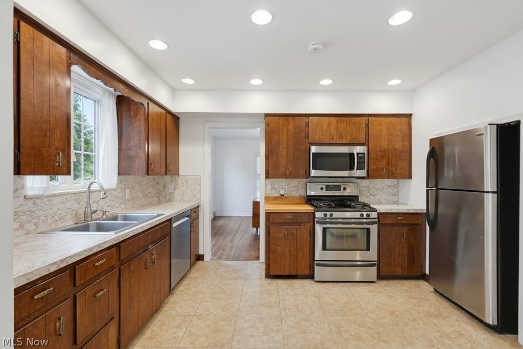 7250 Brecksville Road Independence OH 44131