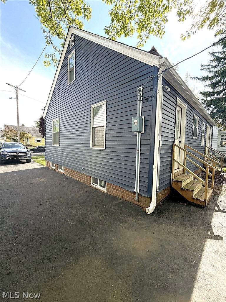 11804 Kensington Avenue Cleveland OH 44111