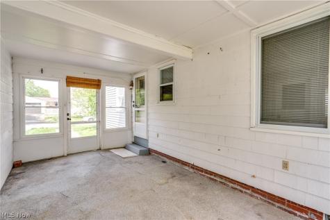 1307 Plymouth Street NW Massillon OH 44646