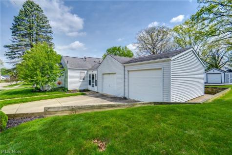 1307 Plymouth Street NW Massillon OH 44646