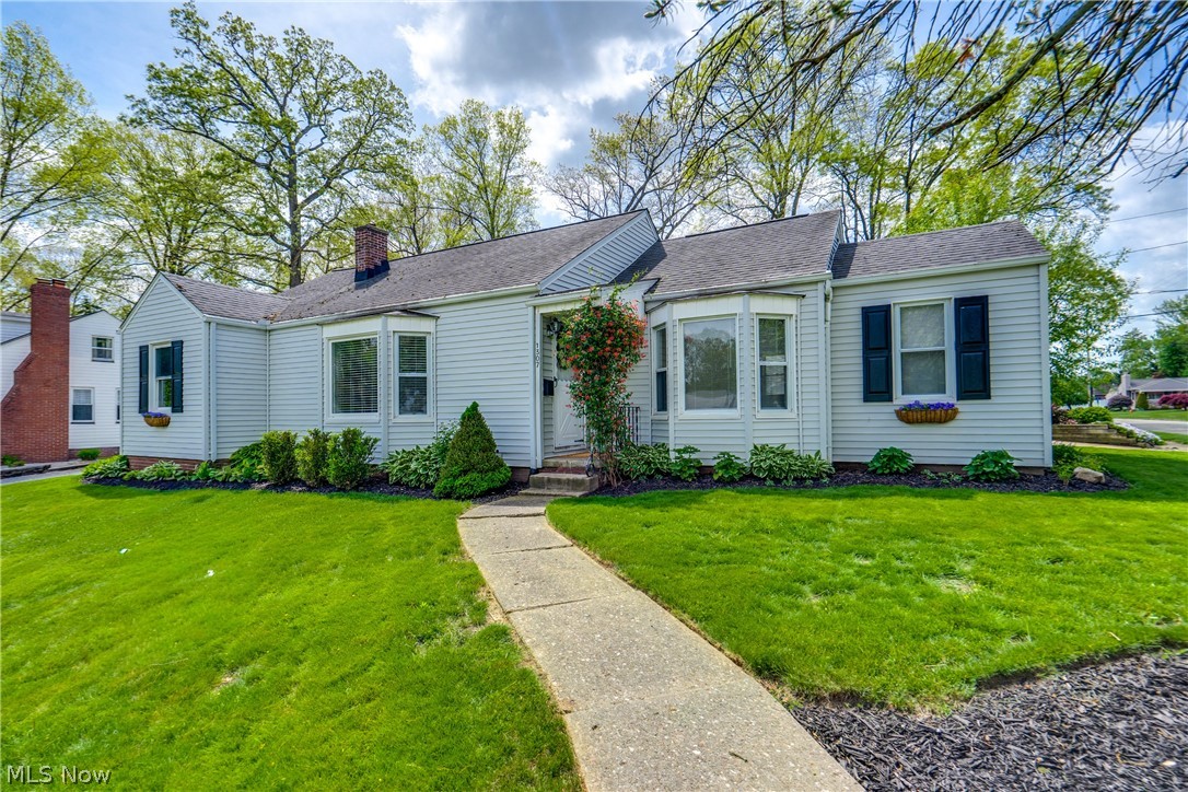 1307 Plymouth Street NW Massillon OH 44646
