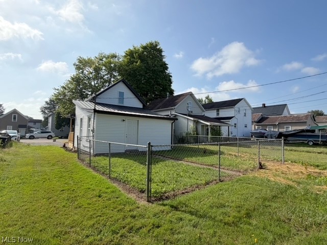404 5th Street NW New Philadelphia OH 44663