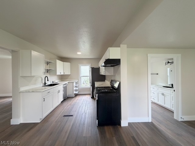 404 5th Street NW New Philadelphia OH 44663