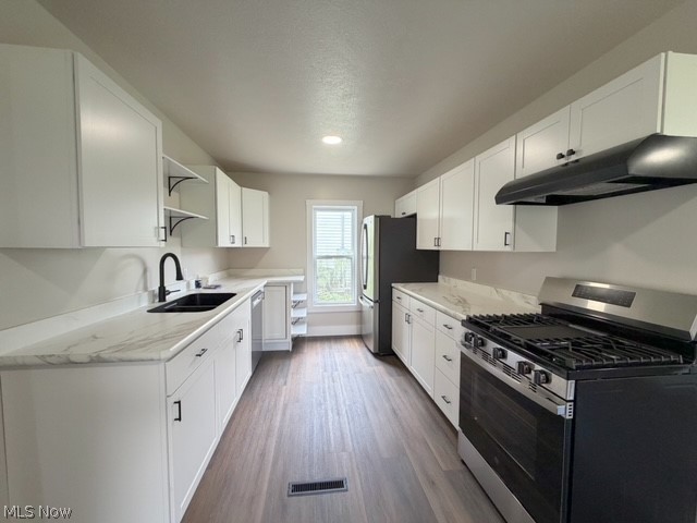 404 5th Street NW New Philadelphia OH 44663