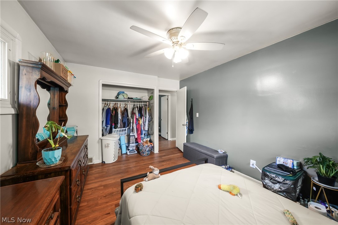 718 Starlight Drive Seven Hills OH 44131