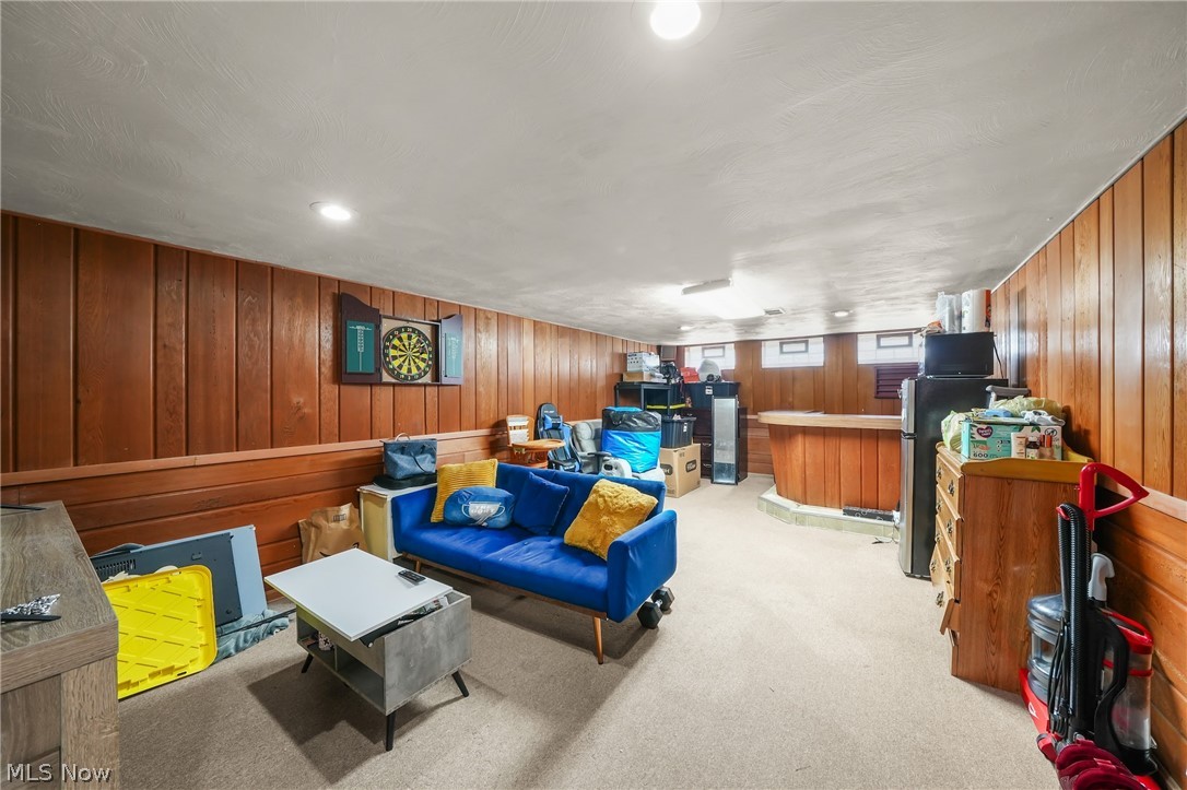 718 Starlight Drive Seven Hills OH 44131