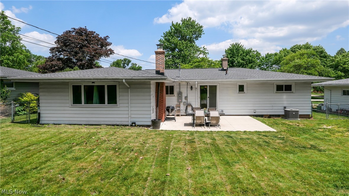 718 Starlight Drive Seven Hills OH 44131