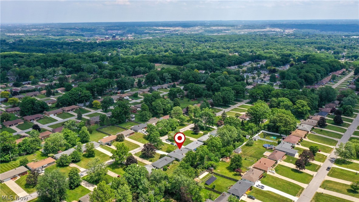 718 Starlight Drive Seven Hills OH 44131