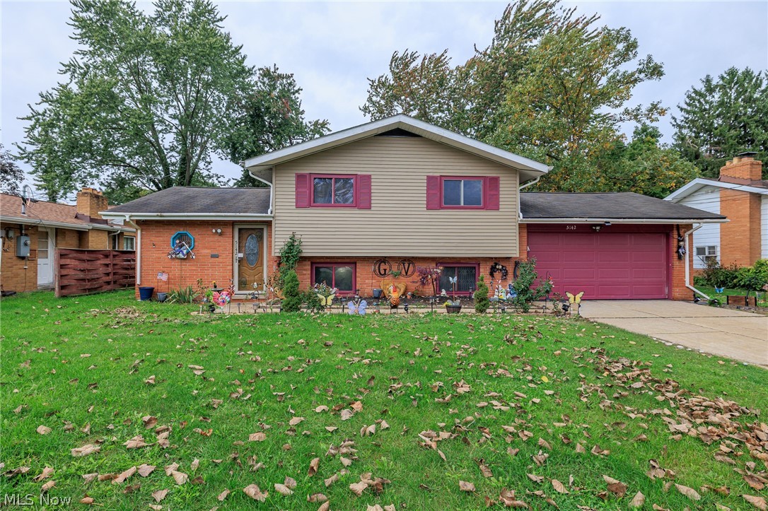 5142 E Berkshire Drive E North Olmsted OH 44070