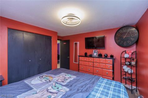 5142 E Berkshire Drive E North Olmsted OH 44070