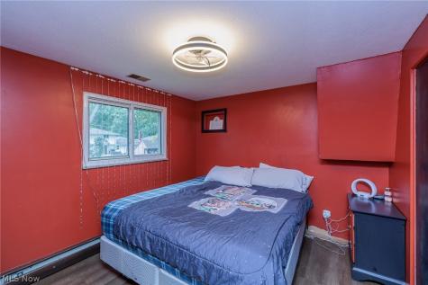 5142 E Berkshire Drive E North Olmsted OH 44070