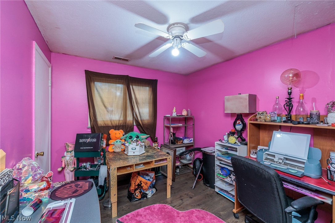 5142 E Berkshire Drive E North Olmsted OH 44070