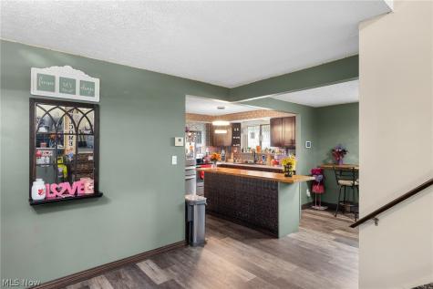 5142 E Berkshire Drive E North Olmsted OH 44070