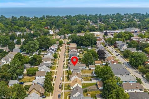 1339 Park Row Lakewood OH 44107