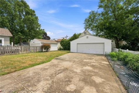 1339 Park Row Lakewood OH 44107