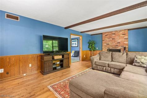2197 Thurmont Road Akron OH 44313