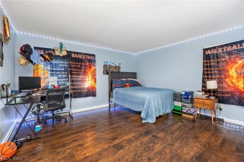 2197 Thurmont Road Akron OH 44313