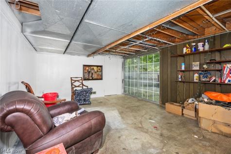 2197 Thurmont Road Akron OH 44313