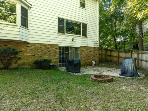 2197 Thurmont Road Akron OH 44313