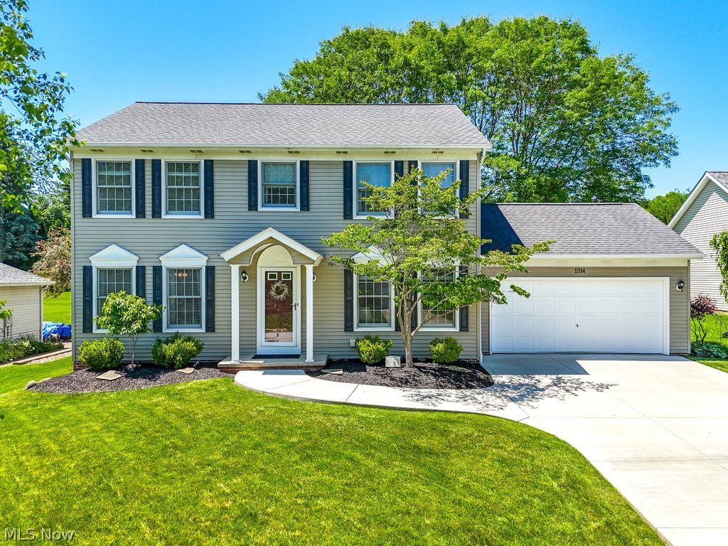 1314 Sharonbrook Drive Twinsburg OH 44087