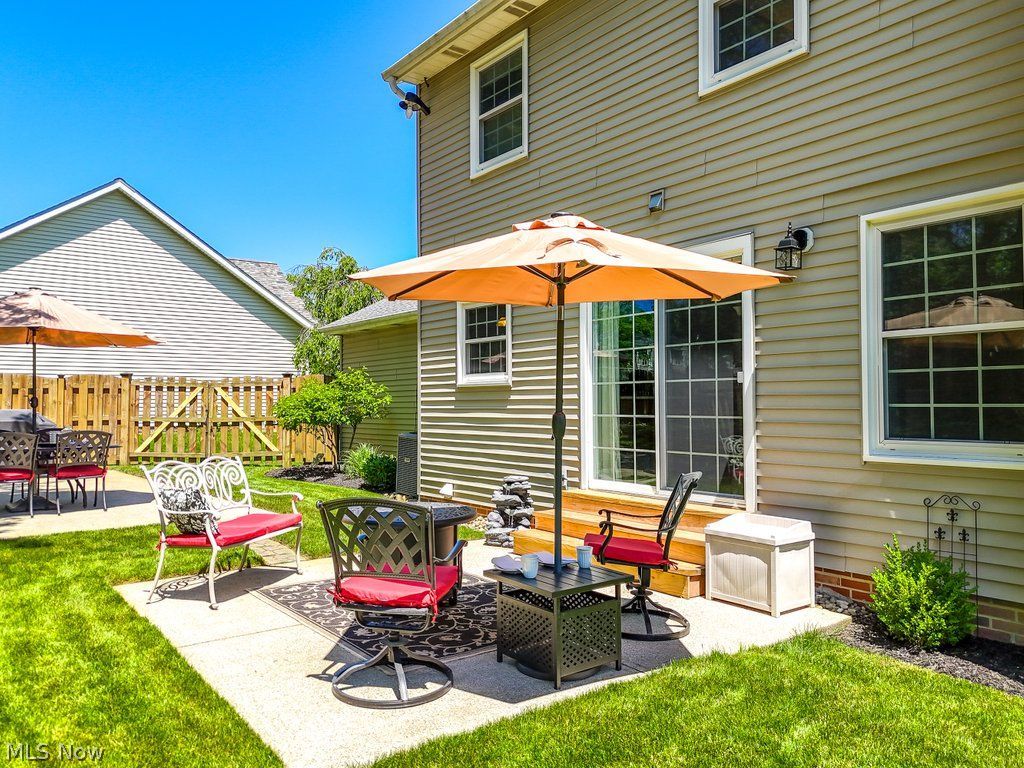 1314 Sharonbrook Drive Twinsburg OH 44087