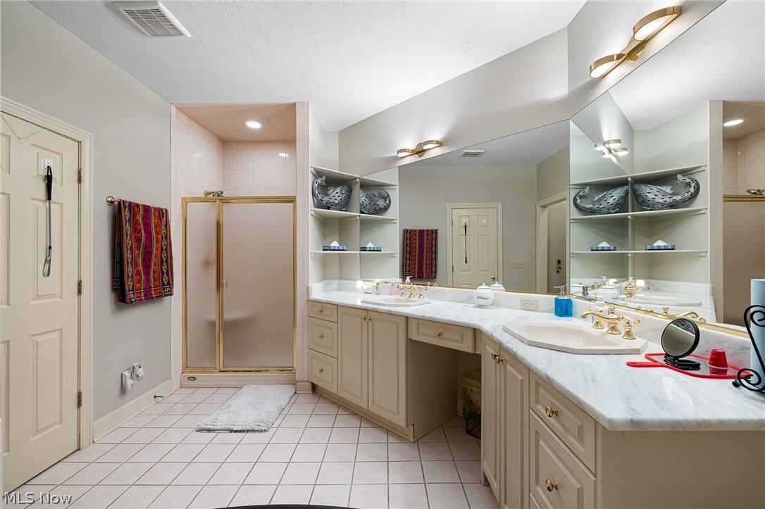 71 Haskell Drive Bratenahl OH 44108