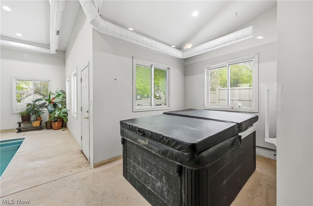 2286 Kennedy Drive Salem OH 44460