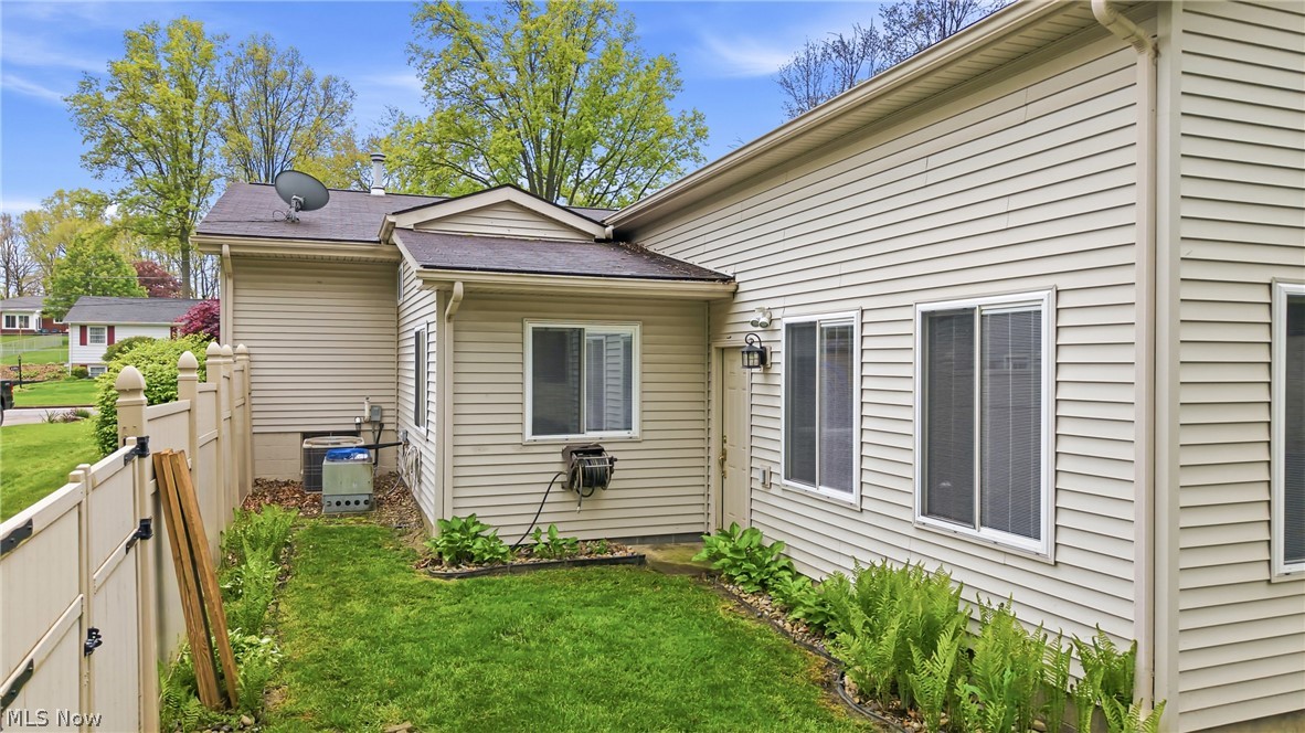 2286 Kennedy Drive Salem OH 44460