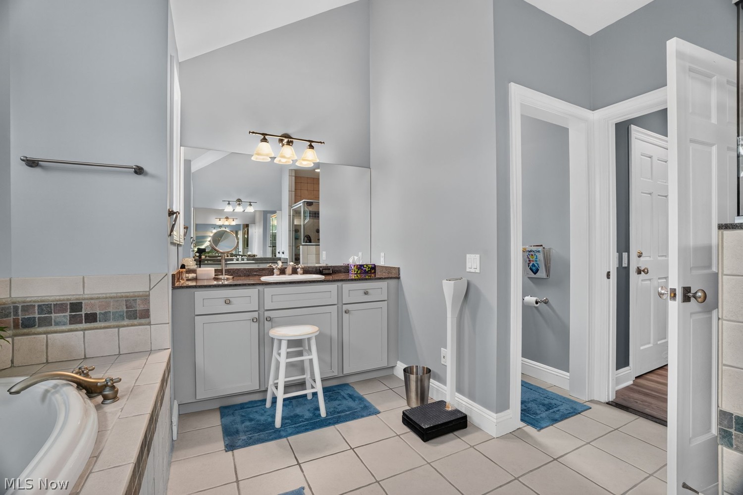 11690 Bean Road Chardon OH 44024