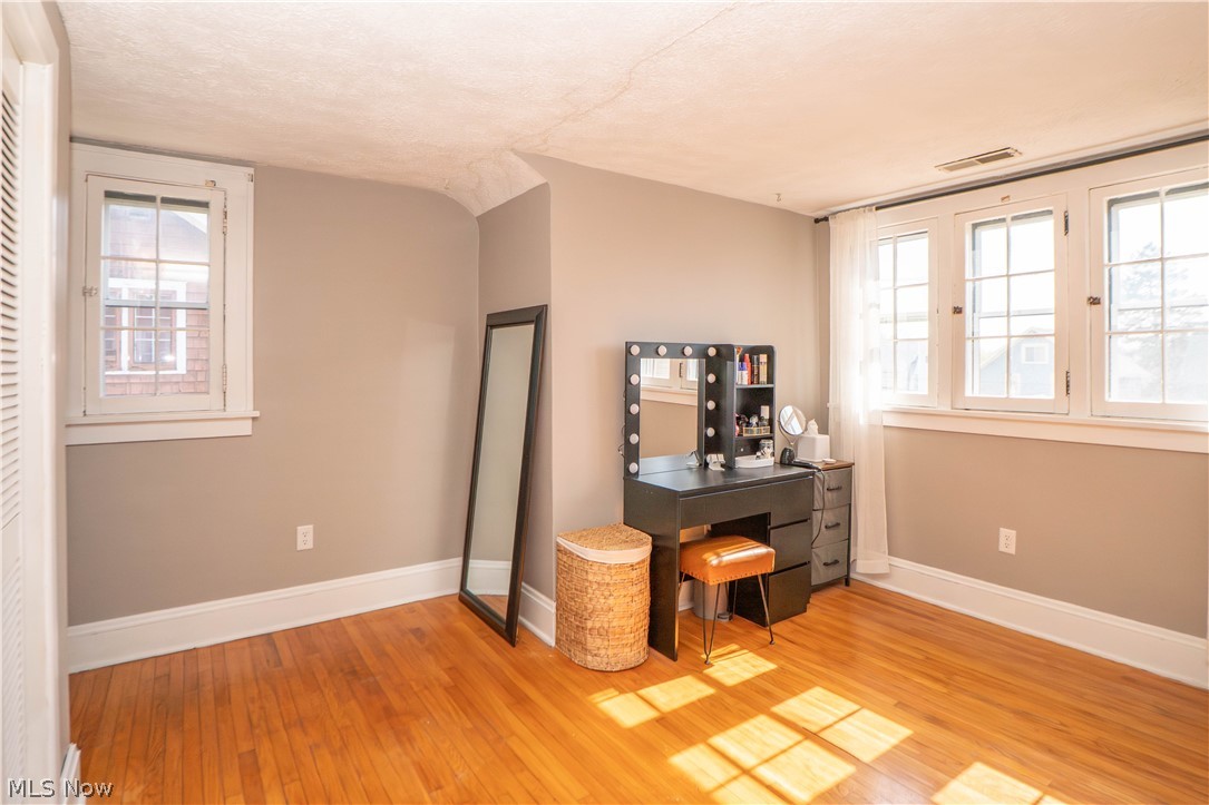 2416 4th Street Cuyahoga Falls OH 44221