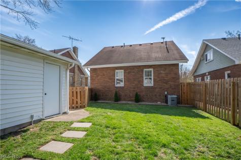 2416 4th Street Cuyahoga Falls OH 44221