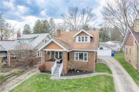 2416 4th Street Cuyahoga Falls OH 44221
