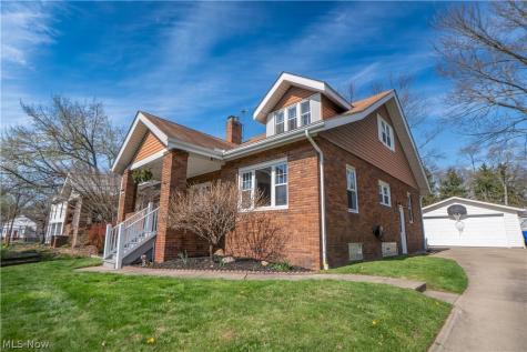 2416 4th Street Cuyahoga Falls OH 44221