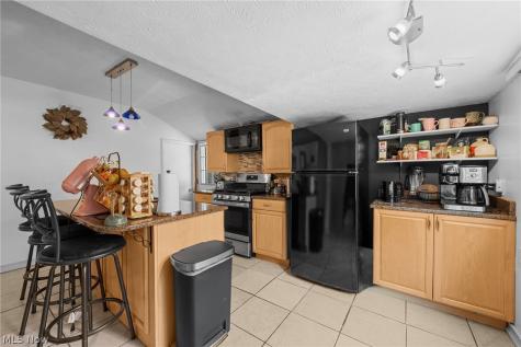 3720 Revere Court Cleveland OH 44109