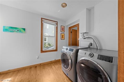 3720 Revere Court Cleveland OH 44109