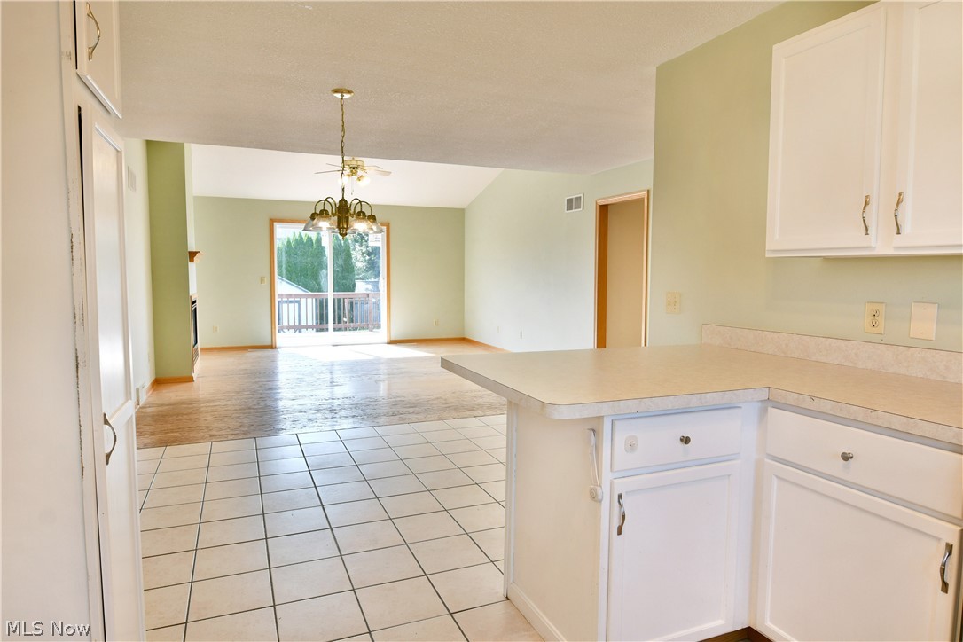 10420 Carrie Drive New Middletown OH 44442