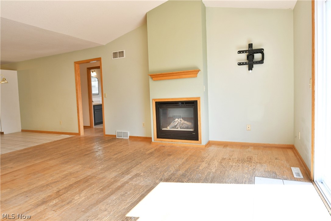 10420 Carrie Drive New Middletown OH 44442