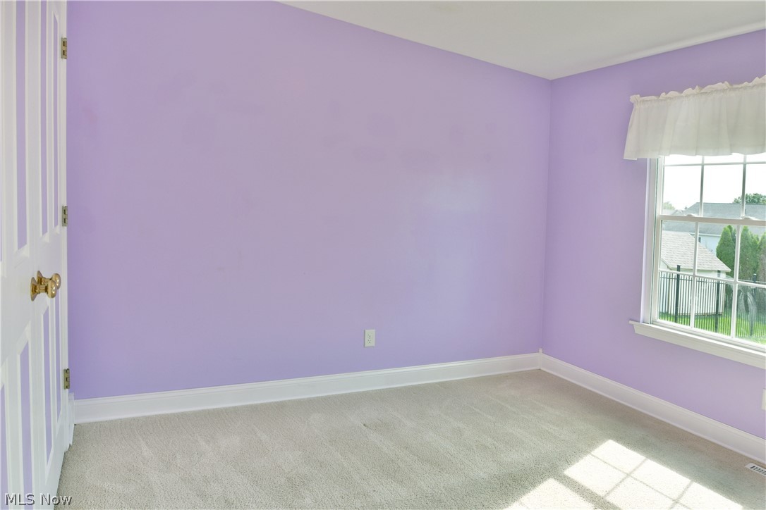 10420 Carrie Drive New Middletown OH 44442