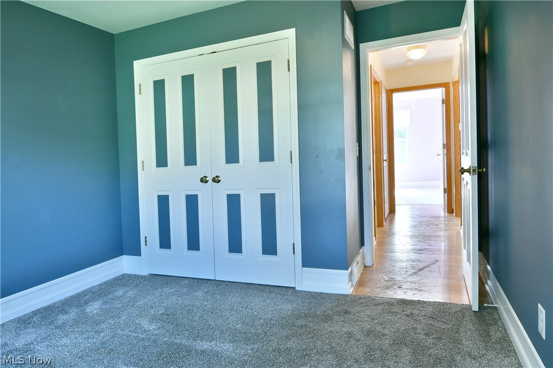 10420 Carrie Drive New Middletown OH 44442