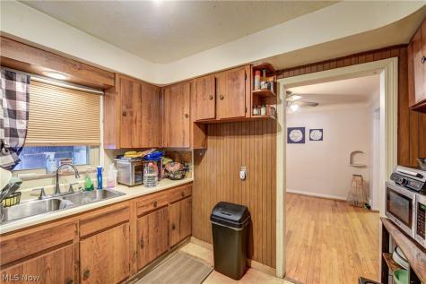 3458 Monticello Boulevard Cleveland Heights OH 44121