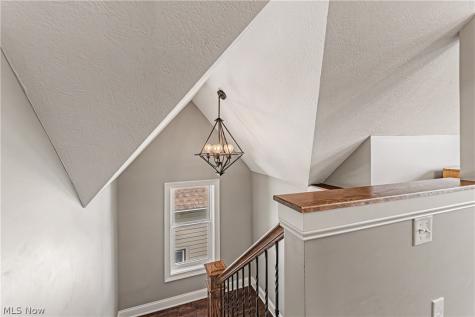 1596 Orchard Grove Avenue Lakewood OH 44107