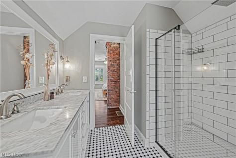 1596 Orchard Grove Avenue Lakewood OH 44107