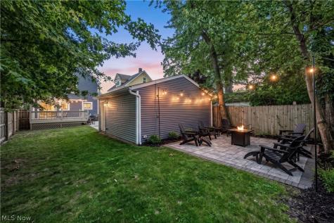 1596 Orchard Grove Avenue Lakewood OH 44107