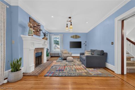 1836 Cadwell Avenue Cleveland Heights OH 44118