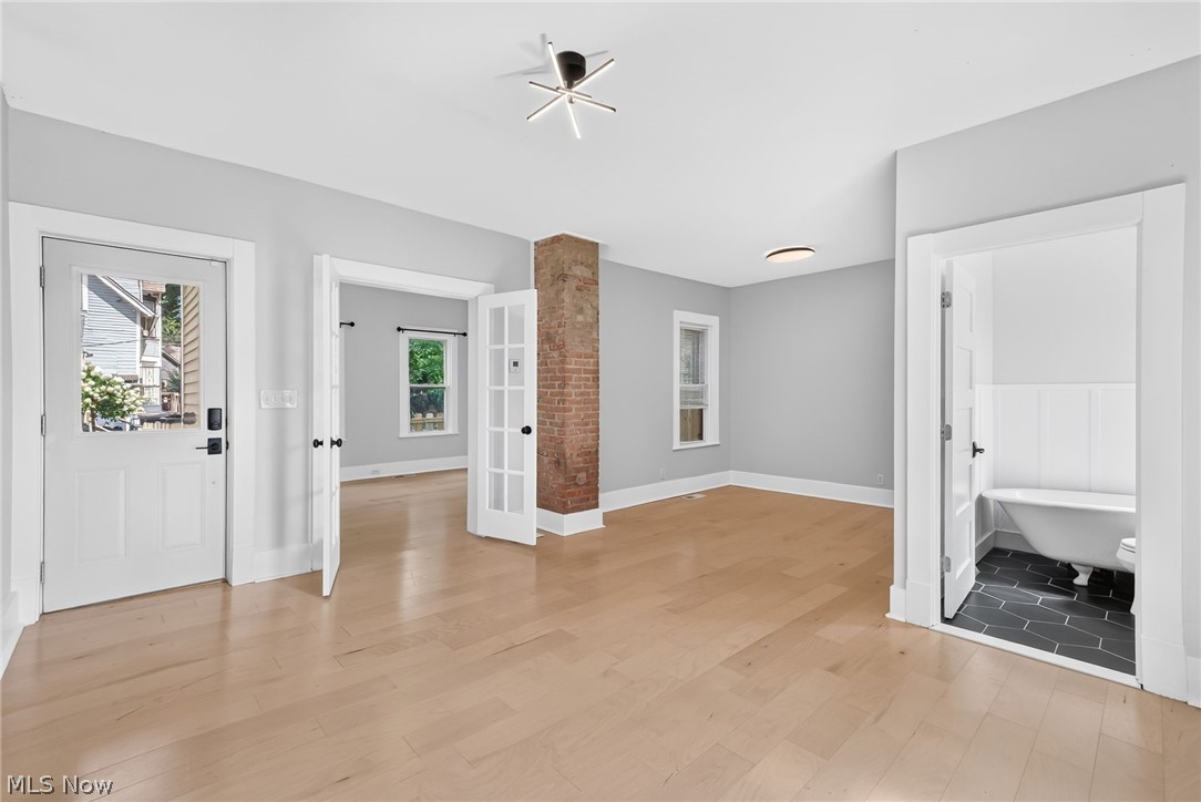 3925 Bridge Avenue Cleveland OH 44113