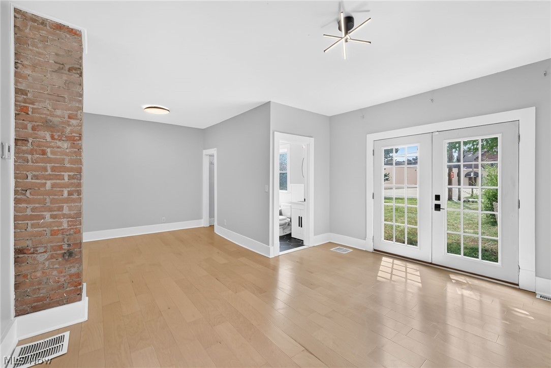 3925 Bridge Avenue Cleveland OH 44113