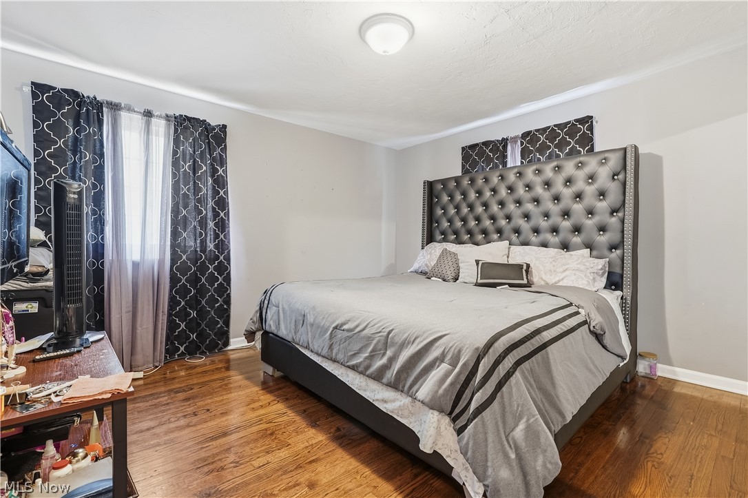 10717 Penfield Avenue Garfield Heights OH 44125