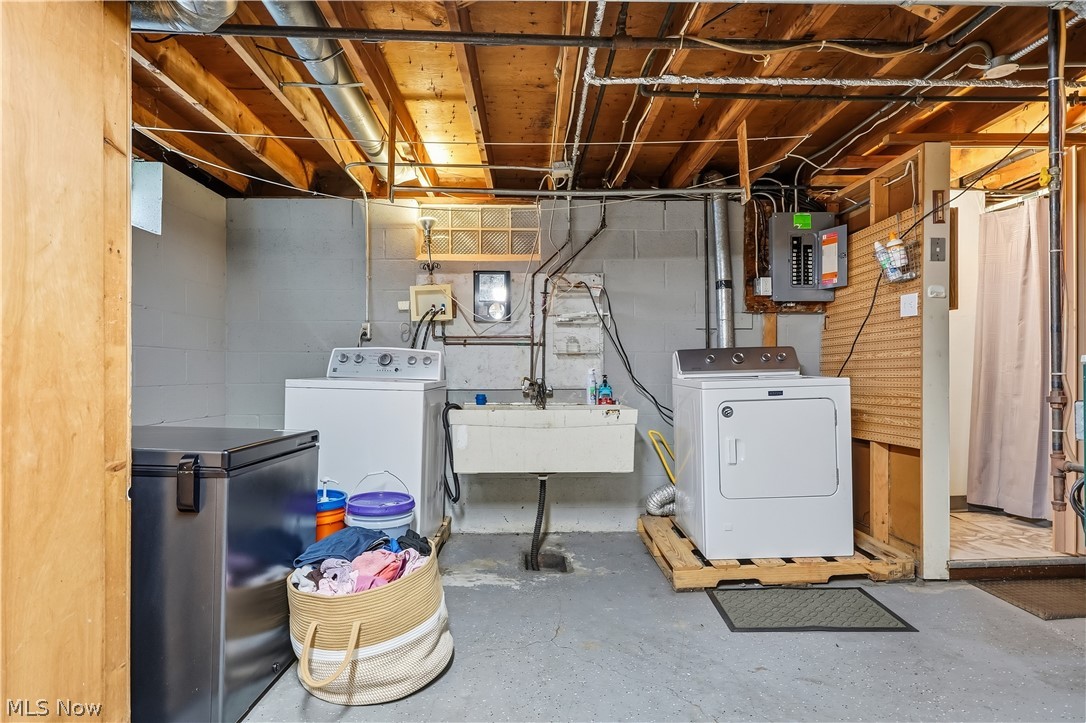 10717 Penfield Avenue Garfield Heights OH 44125